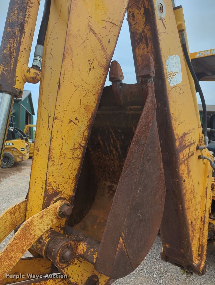 image for item OL9057 1983 John Deere 510B  backhoe