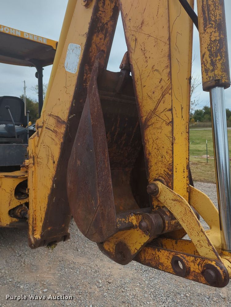 image for item OL9057 1983 John Deere 510B  backhoe
