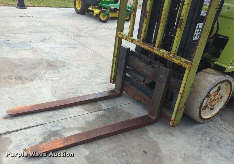image for item OL9060 Clark GCS25MB  forklift