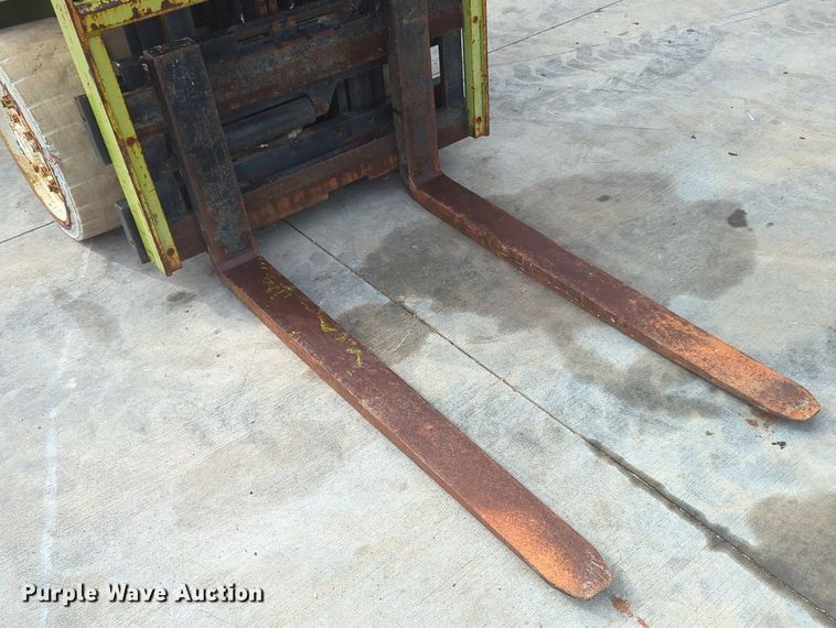 image for item OL9060 Clark GCS25MB  forklift