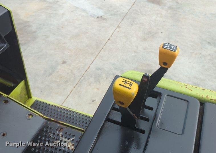 image for item OL9060 Clark GCS25MB  forklift