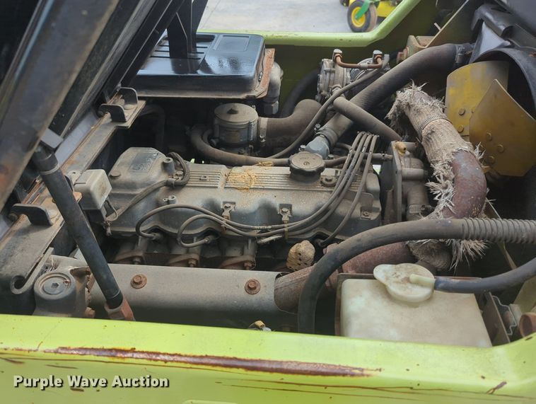 image for item OL9060 Clark GCS25MB  forklift