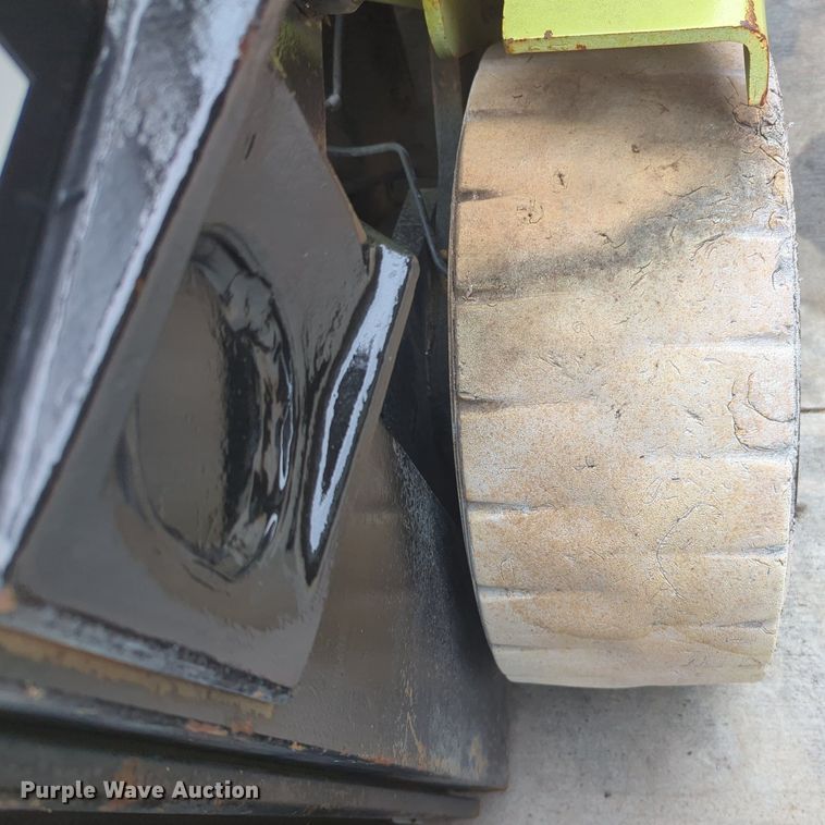 image for item OL9060 Clark GCS25MB  forklift