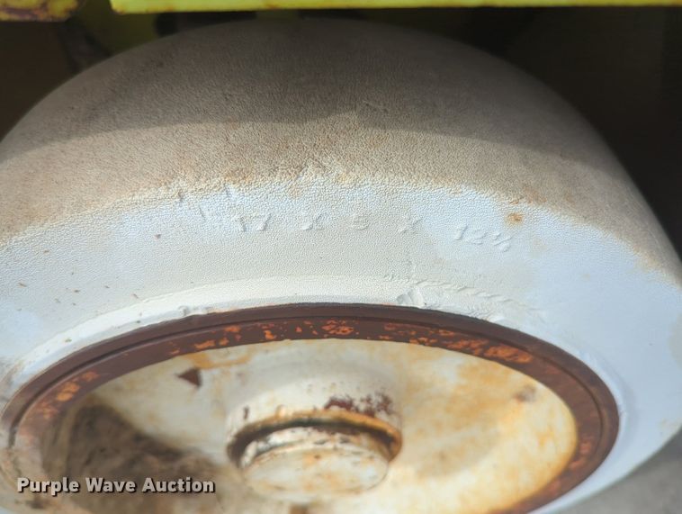 image for item OL9060 Clark GCS25MB  forklift