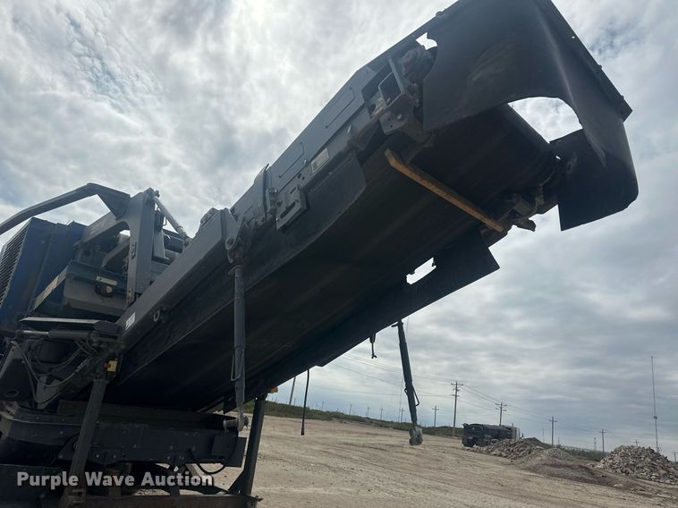 image for item DH1847 2010 Kleemann Mobirex MR110ZS EVO  crushing plant