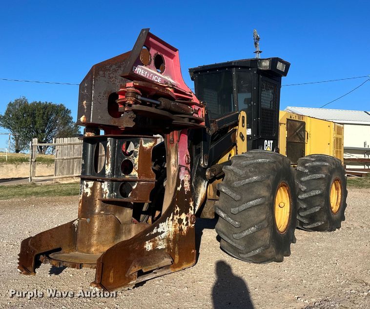 image for item DH1923 2012 Caterpillar 563C  feller buncher