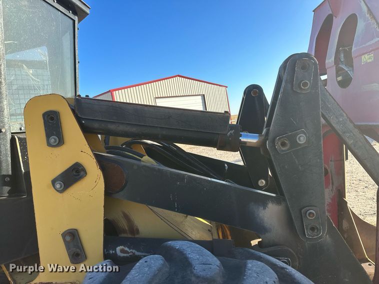 image for item DH1923 2012 Caterpillar 563C  feller buncher