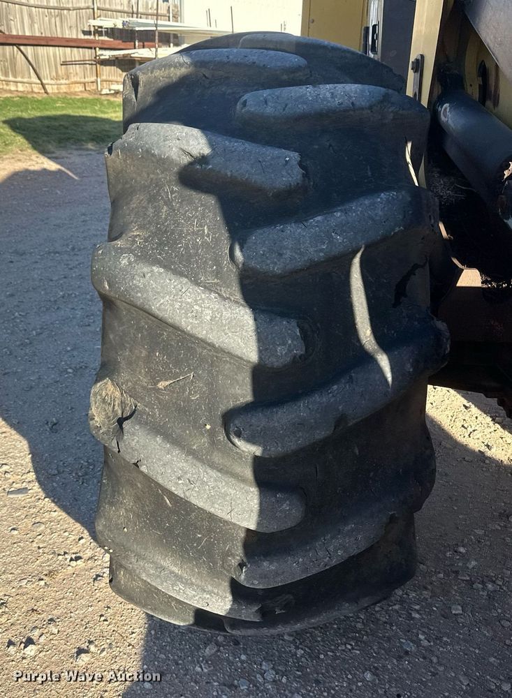 image for item DH1923 2012 Caterpillar 563C  feller buncher