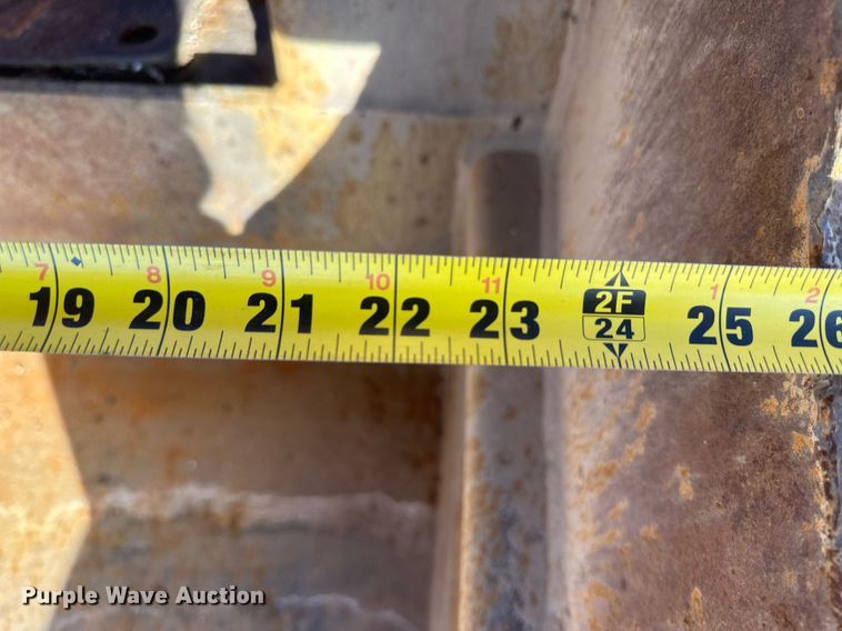 image for item DH1923 2012 Caterpillar 563C  feller buncher