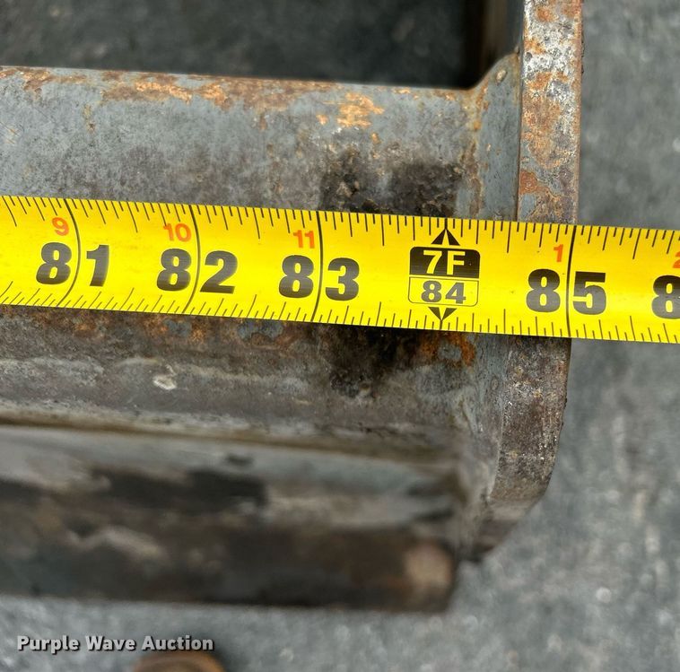 image for item DI7961 2017 Case 570N EP  landscape tractor