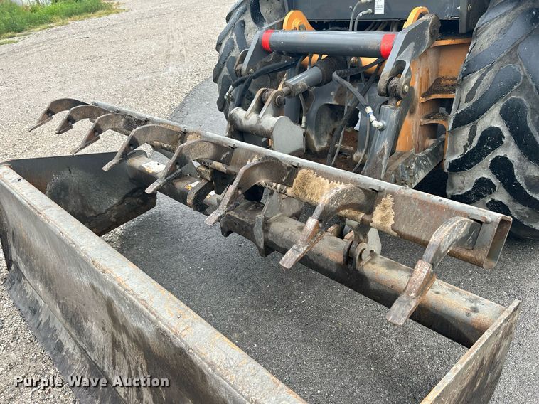 image for item DI7961 2017 Case 570N EP  landscape tractor