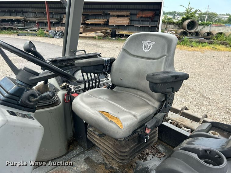 image for item DI7961 2017 Case 570N EP  landscape tractor