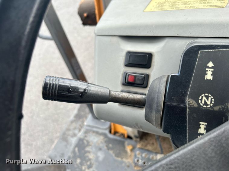 image for item DI7961 2017 Case 570N EP  landscape tractor