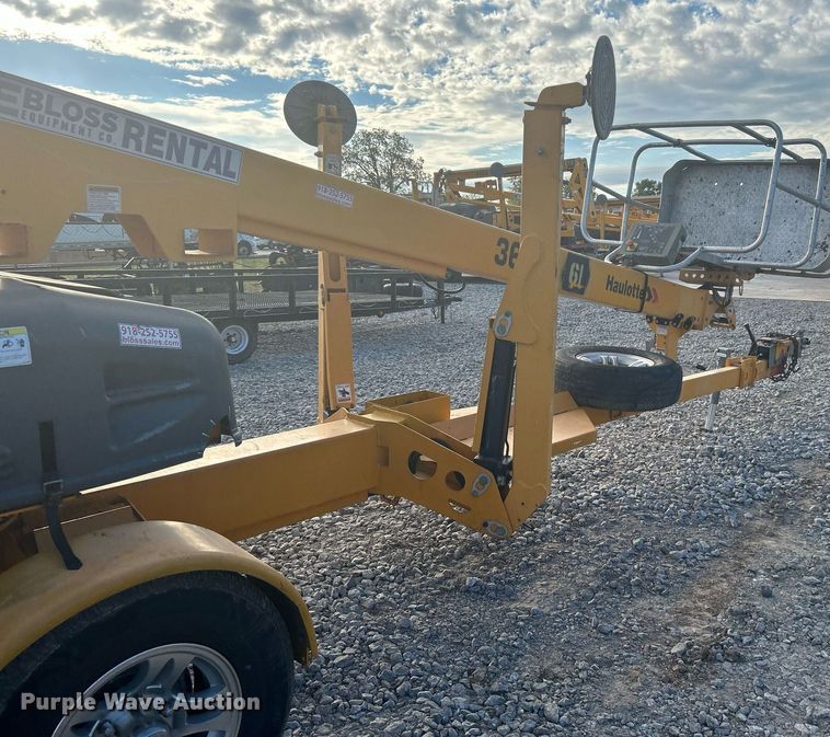 image for item DJ6348 2013 Haulotte 3632T  boom lift