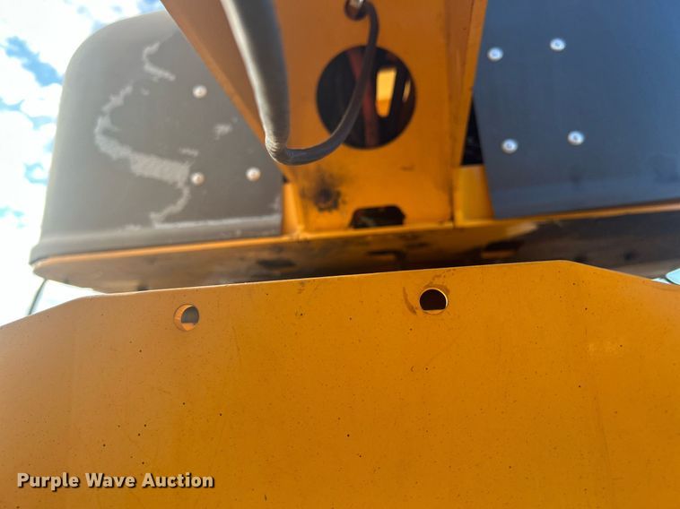 image for item DJ6348 2013 Haulotte 3632T  boom lift