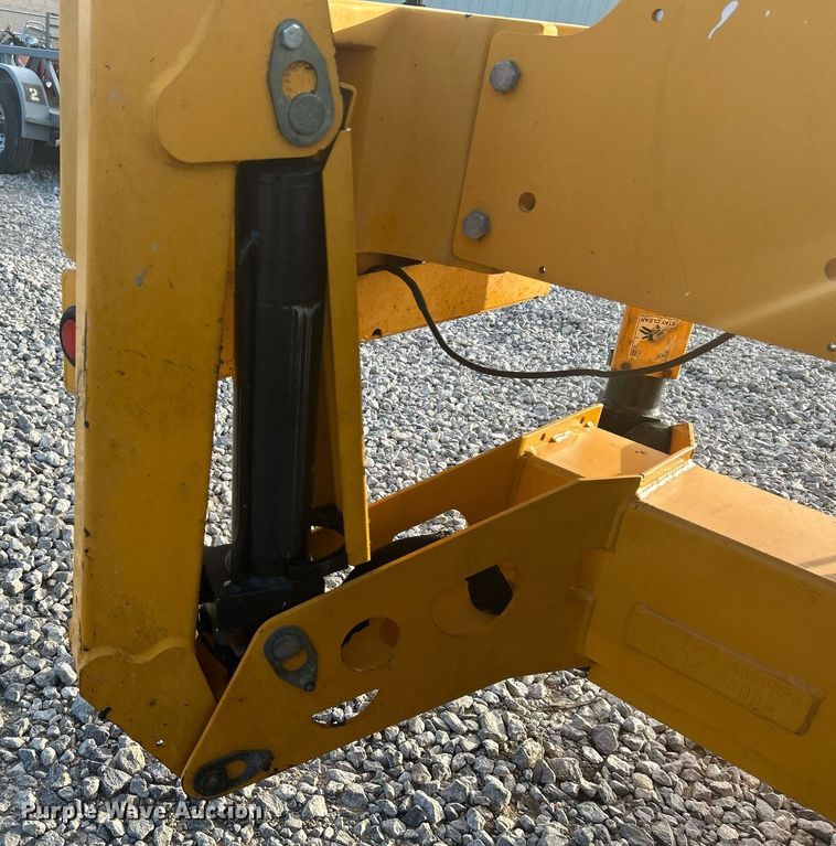 image for item DJ6348 2013 Haulotte 3632T  boom lift