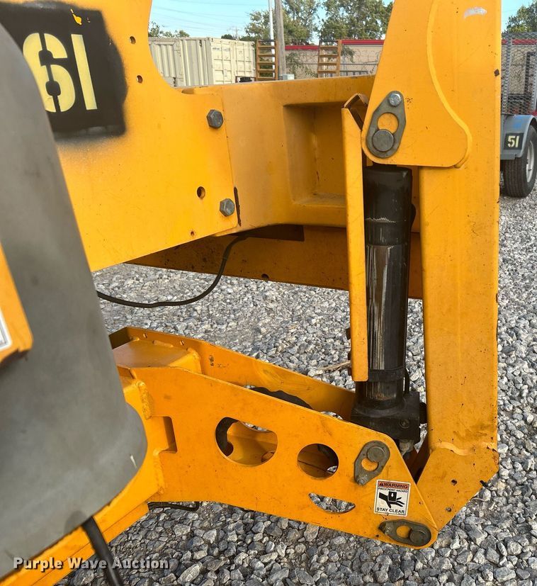 image for item DJ6348 2013 Haulotte 3632T  boom lift