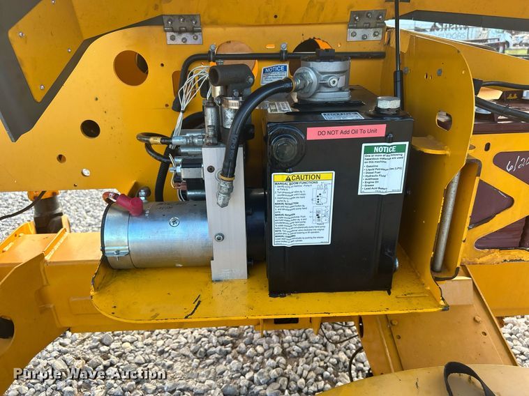 image for item DJ6348 2013 Haulotte 3632T  boom lift