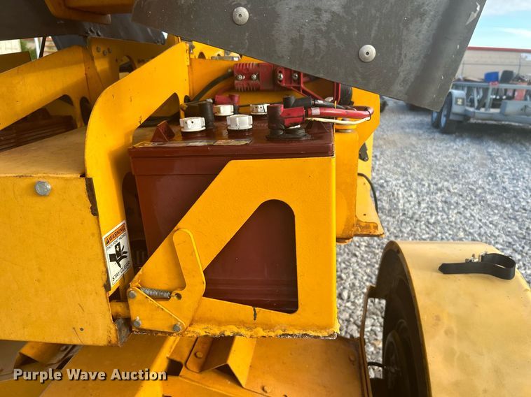 image for item DJ6348 2013 Haulotte 3632T  boom lift