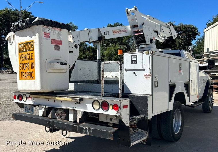 image for item DJ6351 2014 Dodge  Ram 5500HD bucket truck