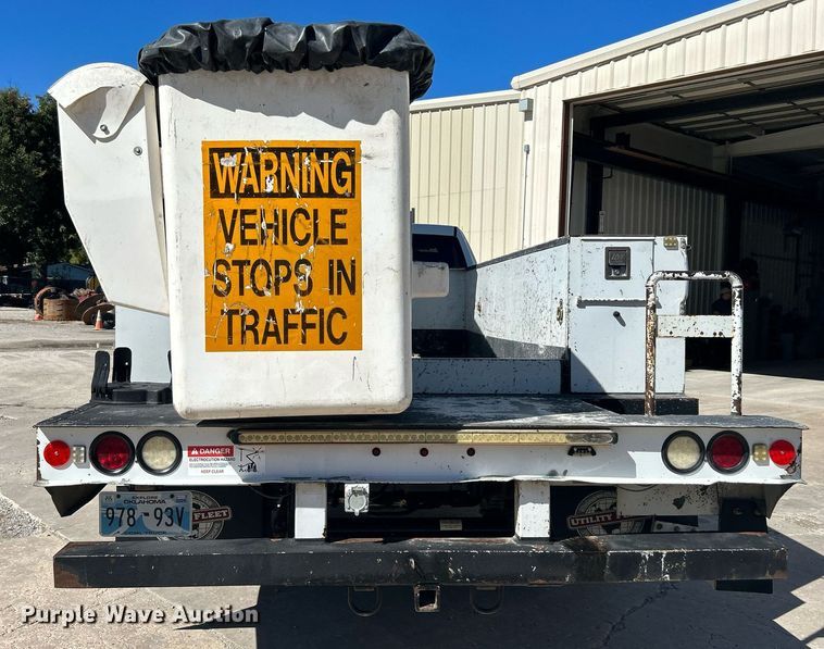 image for item DJ6351 2014 Dodge  Ram 5500HD bucket truck