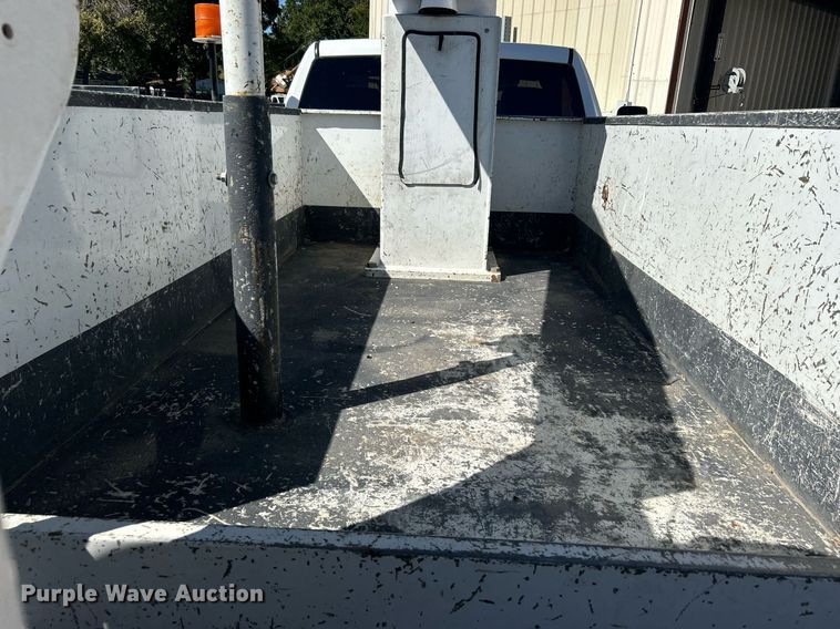 image for item DJ6351 2014 Dodge  Ram 5500HD bucket truck