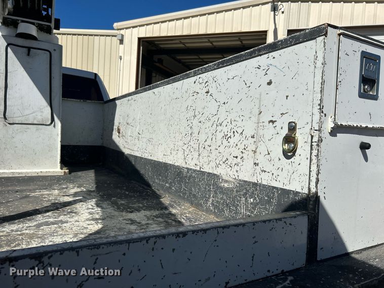 image for item DJ6351 2014 Dodge  Ram 5500HD bucket truck