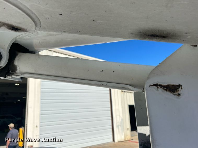 image for item DJ6351 2014 Dodge  Ram 5500HD bucket truck