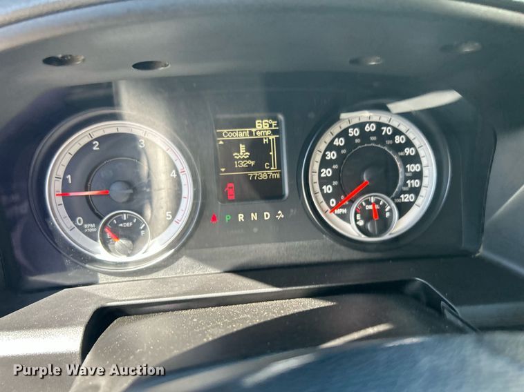 image for item DJ6351 2014 Dodge  Ram 5500HD bucket truck