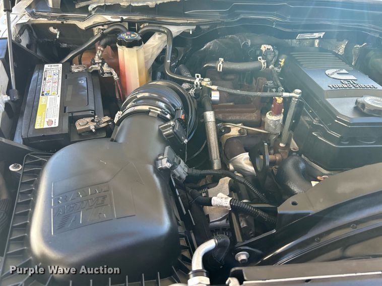 image for item DJ6351 2014 Dodge  Ram 5500HD bucket truck