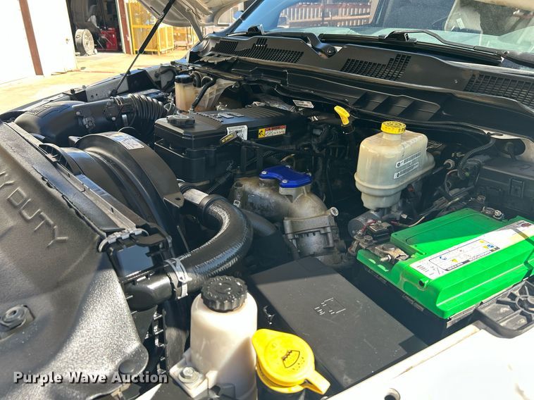 image for item DJ6351 2014 Dodge  Ram 5500HD bucket truck