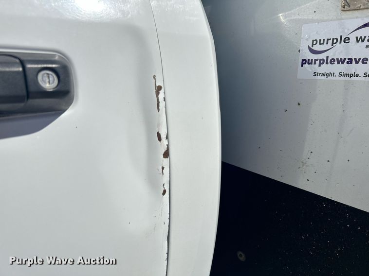 image for item DJ6351 2014 Dodge  Ram 5500HD bucket truck