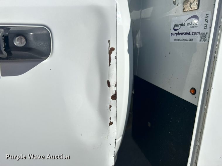 image for item DJ6351 2014 Dodge  Ram 5500HD bucket truck