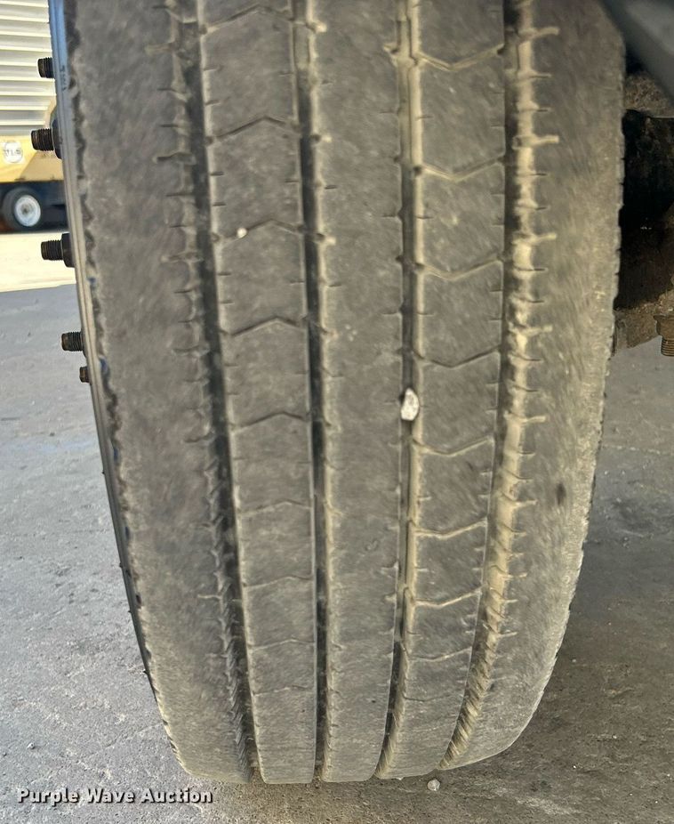 image for item DJ6351 2014 Dodge  Ram 5500HD bucket truck