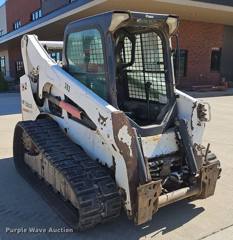 image for item DK1106 2013 Bobcat T750  tracked skid steer loader