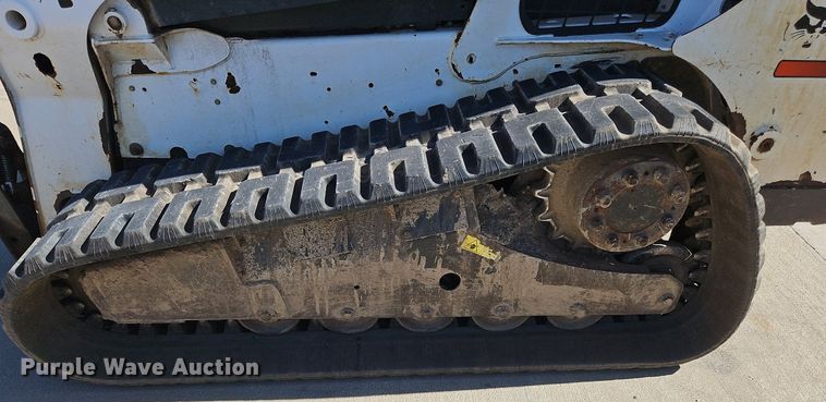 image for item DK1106 2013 Bobcat T750  tracked skid steer loader