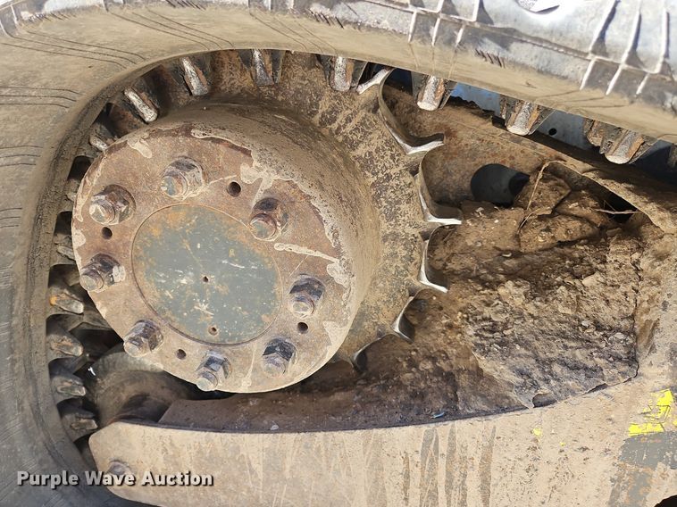 image for item DK1106 2013 Bobcat T750  tracked skid steer loader