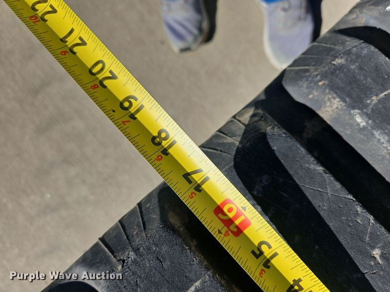 image for item DK1106 2013 Bobcat T750  tracked skid steer loader