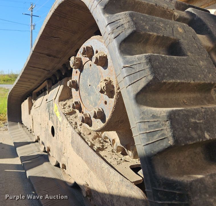 image for item DK1106 2013 Bobcat T750  tracked skid steer loader