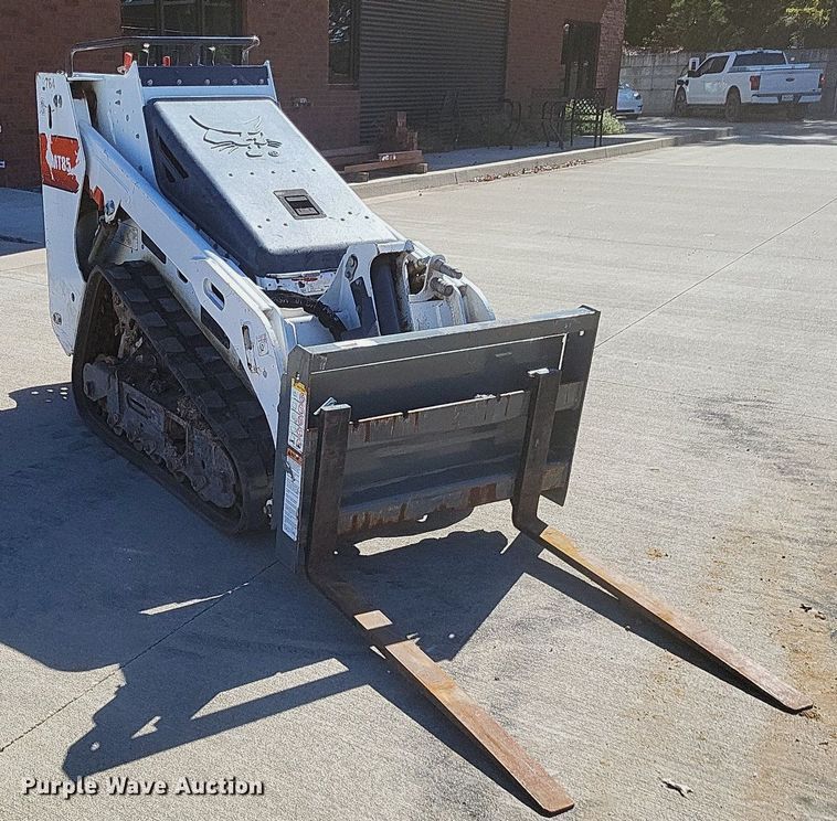 image for item DK1107 2020 Bobcat MT85  compact utility loader