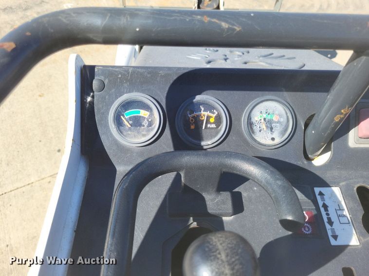 image for item DK1107 2020 Bobcat MT85  compact utility loader