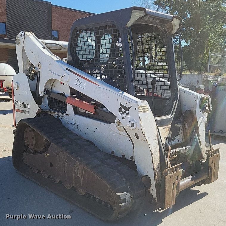 image for item DK1128 2013 Bobcat T750  tracked skid steer loader