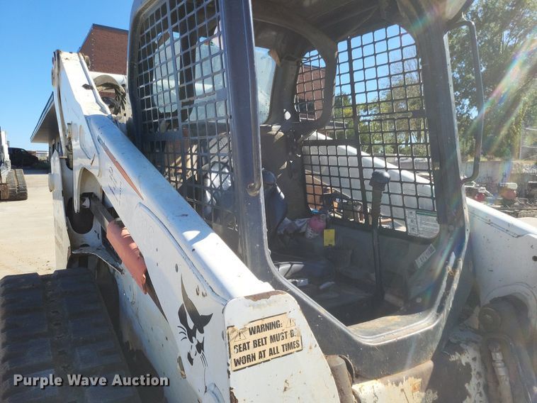 image for item DK1128 2013 Bobcat T750  tracked skid steer loader