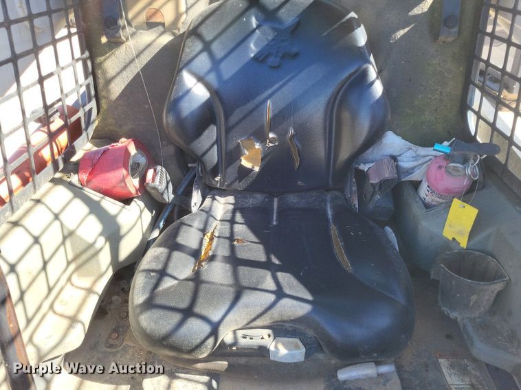 image for item DK1128 2013 Bobcat T750  tracked skid steer loader