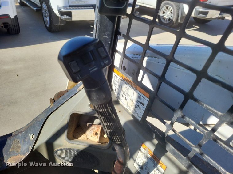 image for item DK1128 2013 Bobcat T750  tracked skid steer loader