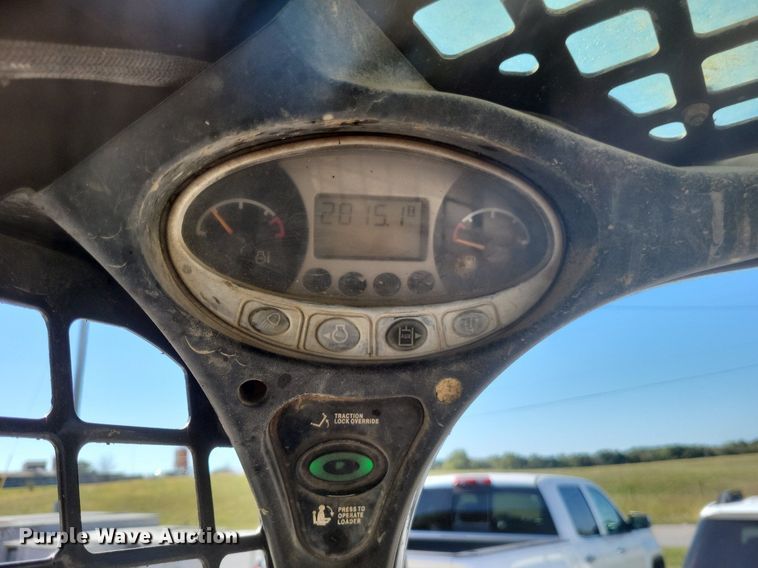 image for item DK1128 2013 Bobcat T750  tracked skid steer loader