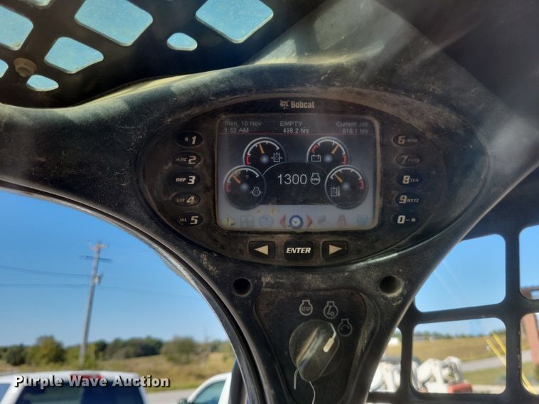 image for item DK1128 2013 Bobcat T750  tracked skid steer loader