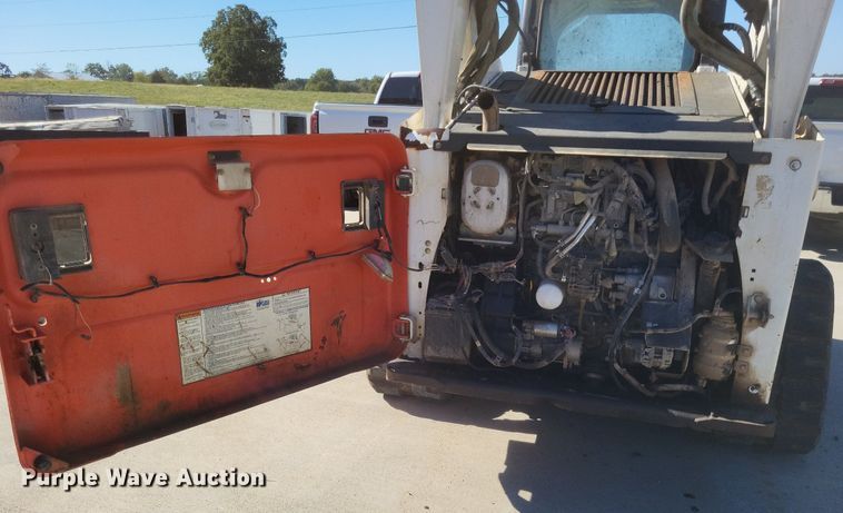 image for item DK1128 2013 Bobcat T750  tracked skid steer loader