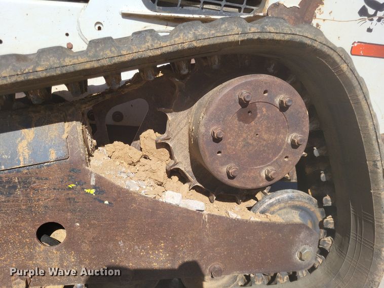 image for item DK1128 2013 Bobcat T750  tracked skid steer loader