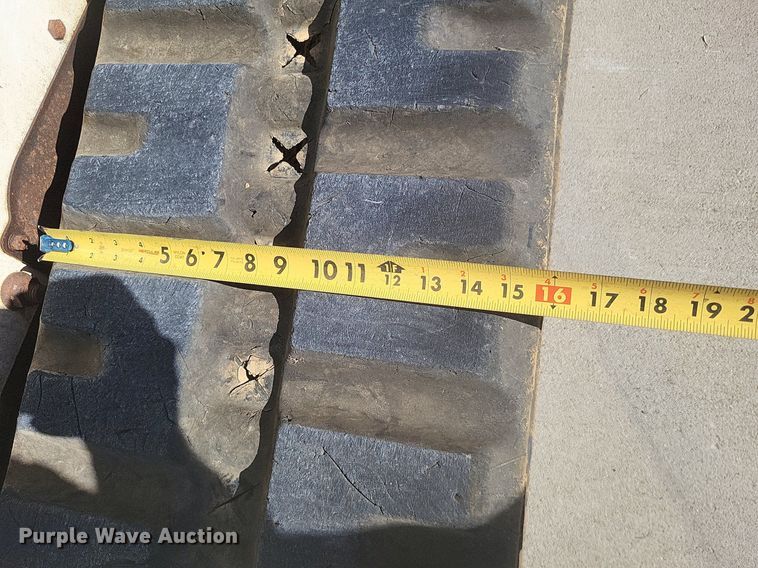 image for item DK1128 2013 Bobcat T750  tracked skid steer loader